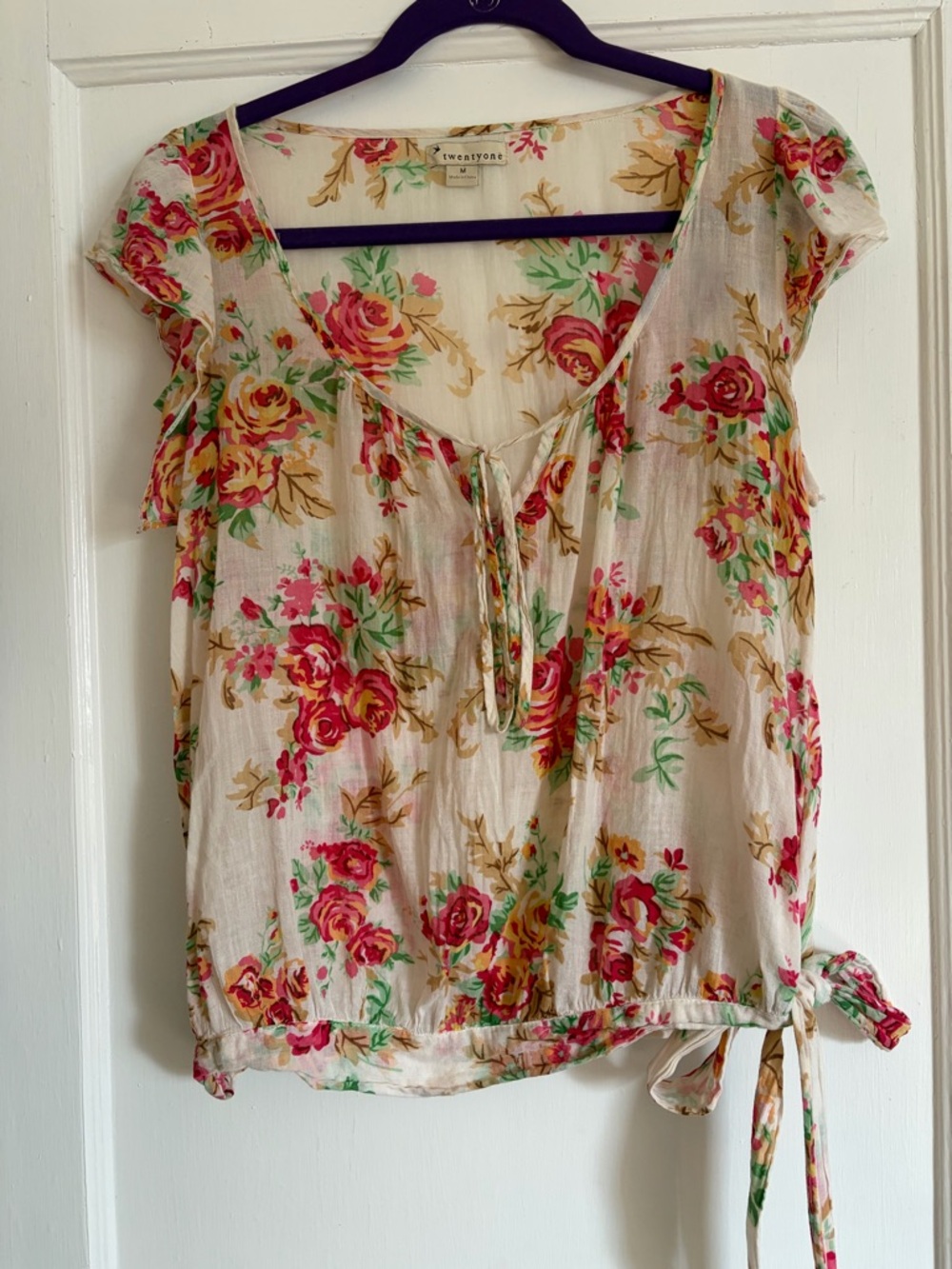 Forever Twenty One Floral Tie-Front Cap Sleeve Blouse - Cream with Pink Floral